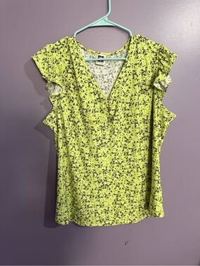 Anne Klein Yellow Floral Cap-Sleeve V-Neck Blouse